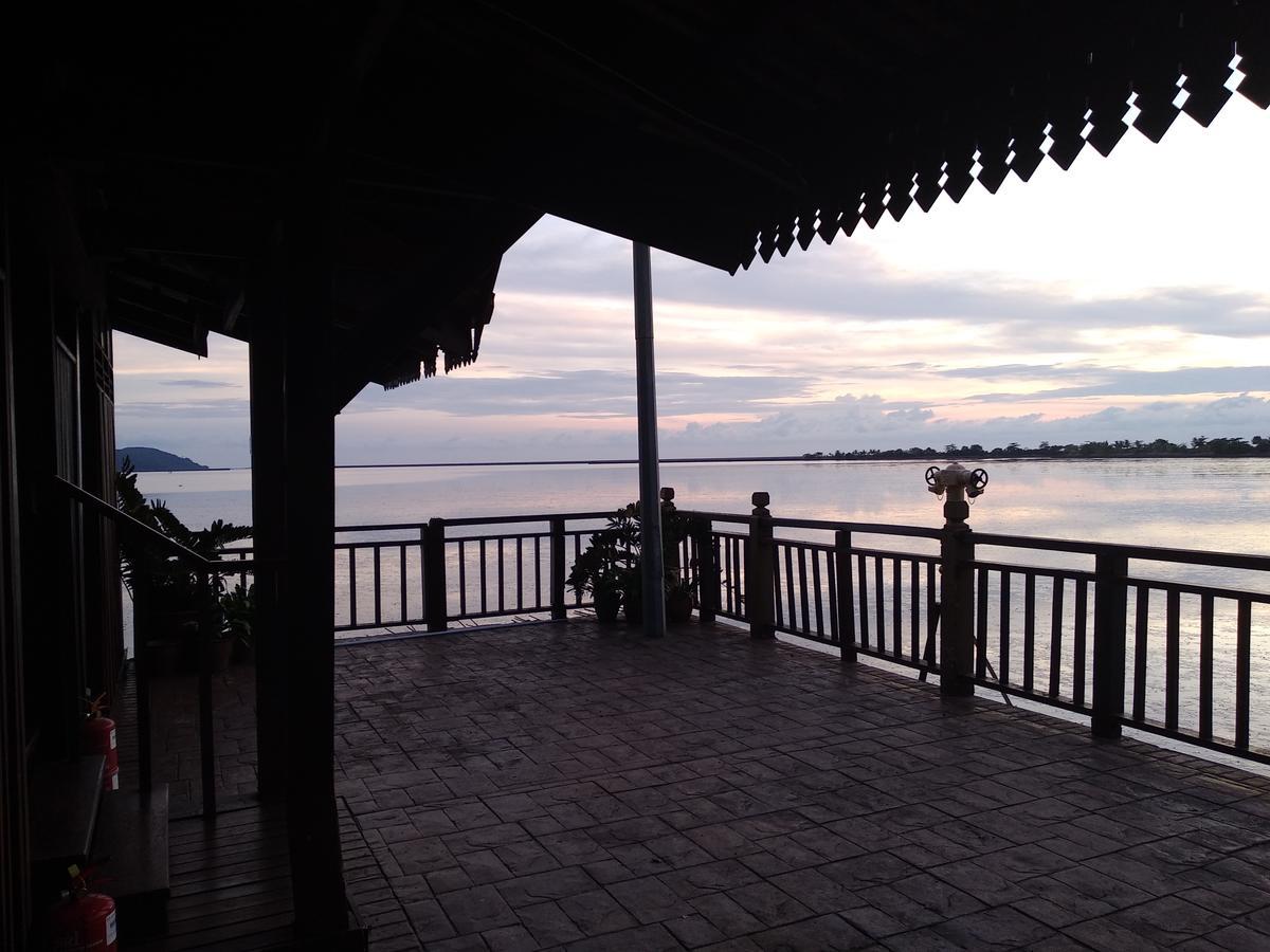 Langkawi Lagoon Resort Water Chalet Pantai Cenang  Exterior photo